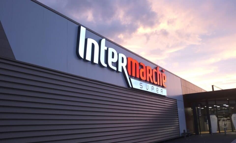 Devanture d'un magasin Intermarché