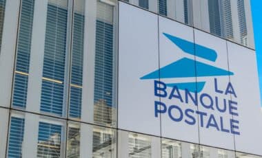 Devanture d'un siège de la Banque Postale