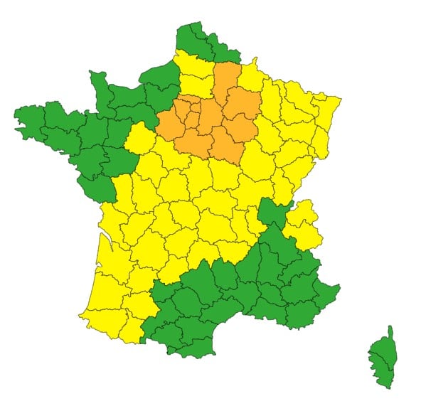 Météo : des pluies diluviennes s'abattent sur la France, 14 départements placés en vigilance orange Météo
