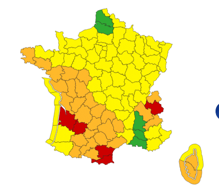 Météo : vents atteignant 160 km/h, pluies torrentielles… La France en alerte, quatre départements en vigilance rouge Météo