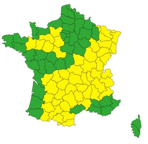 Météo : la France frappée par les orages, 43 départements en alerte Météo