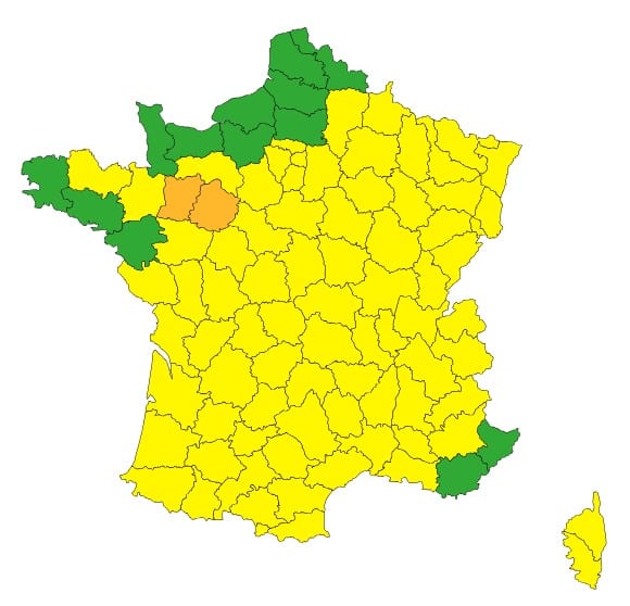 Météo : pluie, orages, neige… 2 départements en alerte orange et des dizaines en vigilance jaune Météo