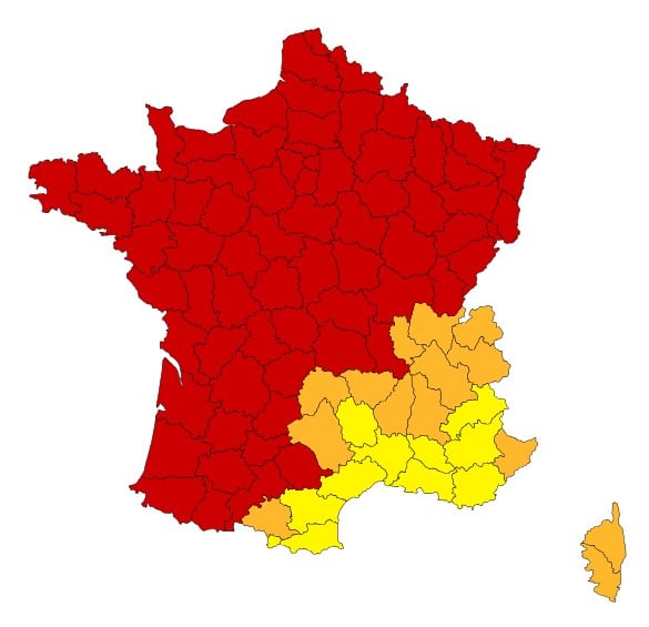 Météo : la France frappée par une canicule historique, 72 départements en vigilance rouge Canicule