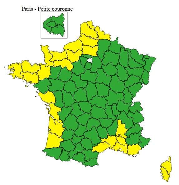 Météo : des orages et des vents violents balayent une partie de la France, voici les départements en alerte Météo
